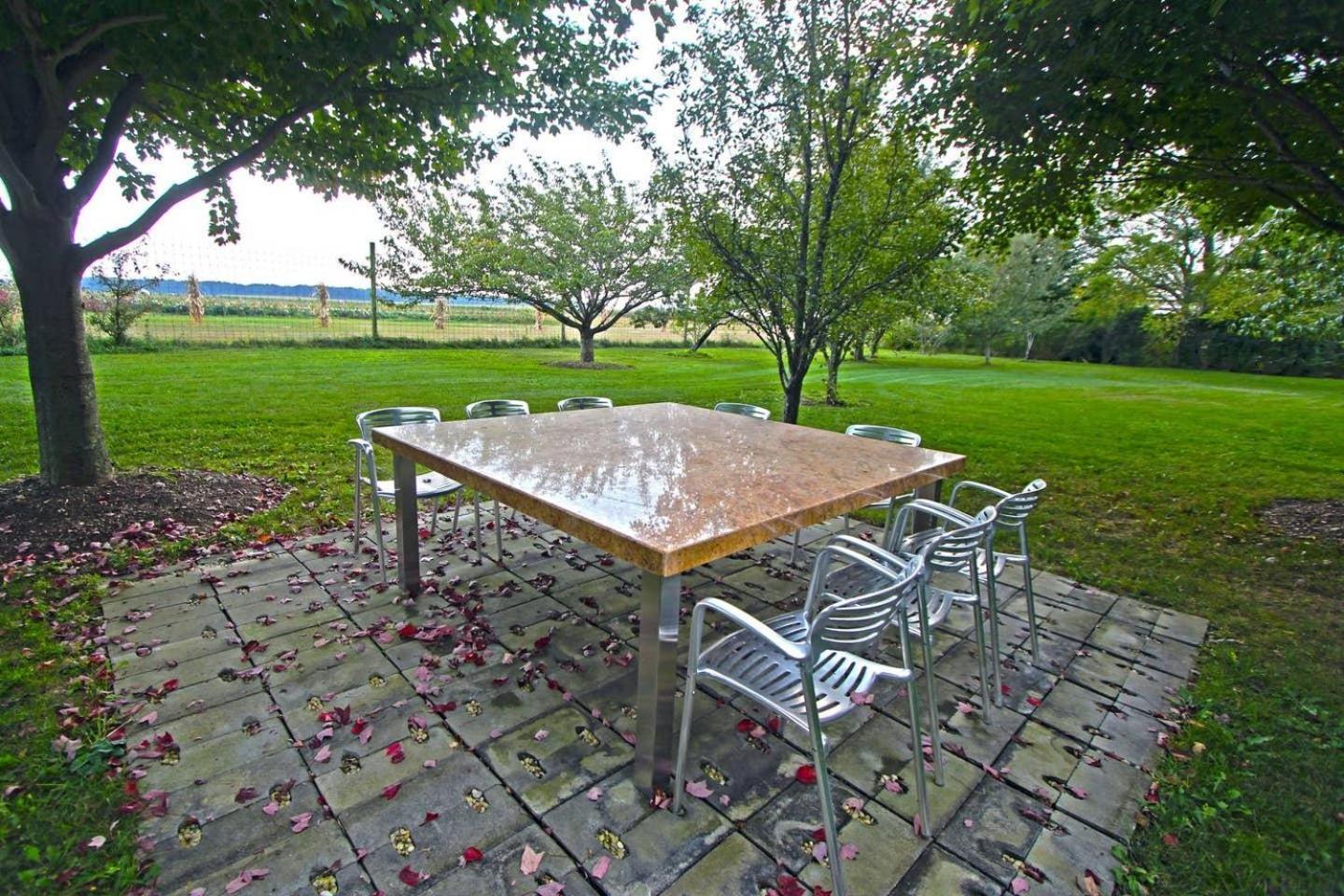 Large Modern North Fork Barn:Vineyards In Backyard, Harbes Farms Villa Mattituck Exterior photo